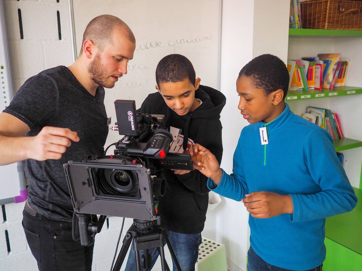 TADA Toekomstateliers cameraman televisiecamera