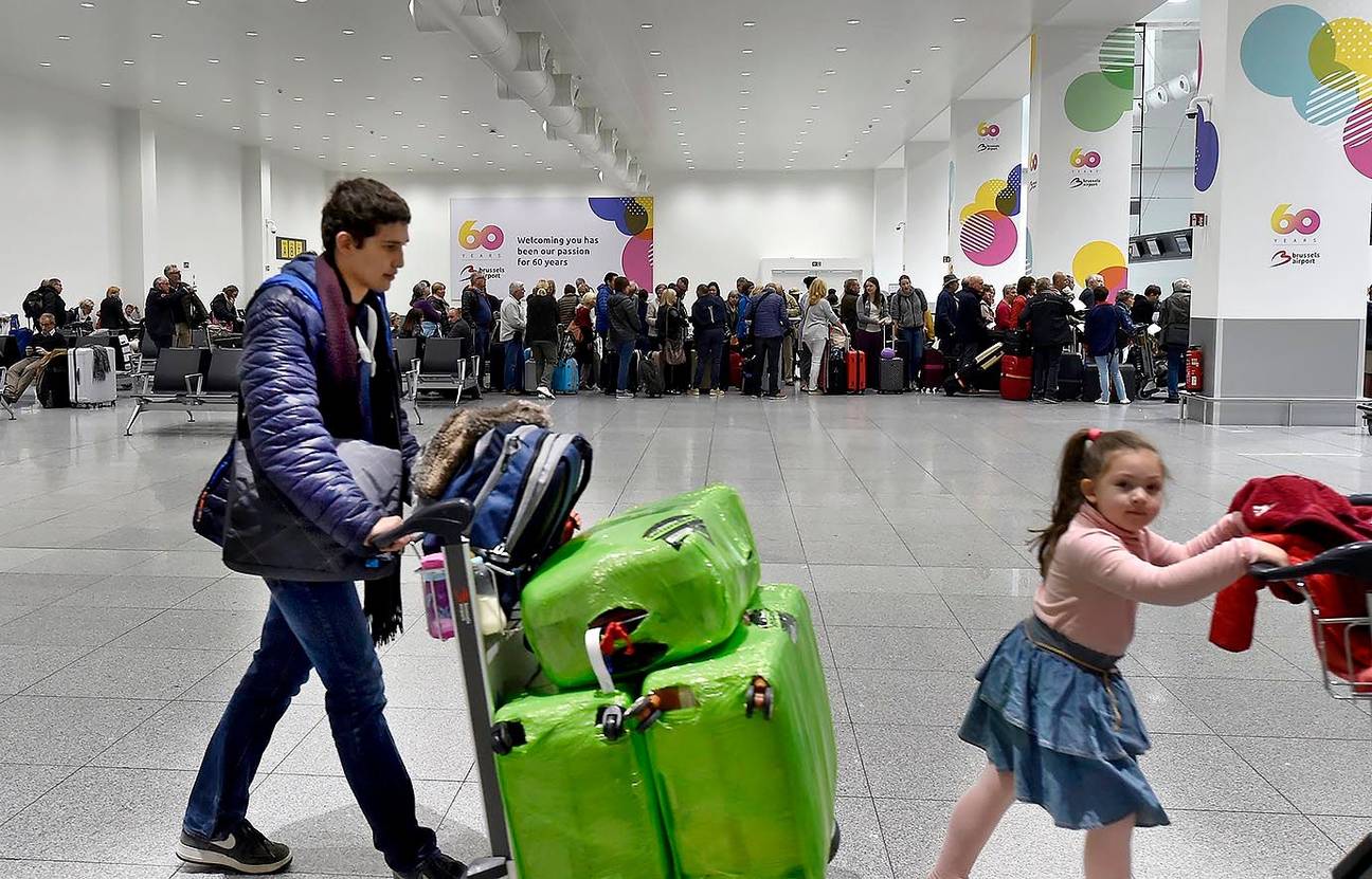 Afhandeling van bagage in Brussels Airport, de luchthaven van Zaventem