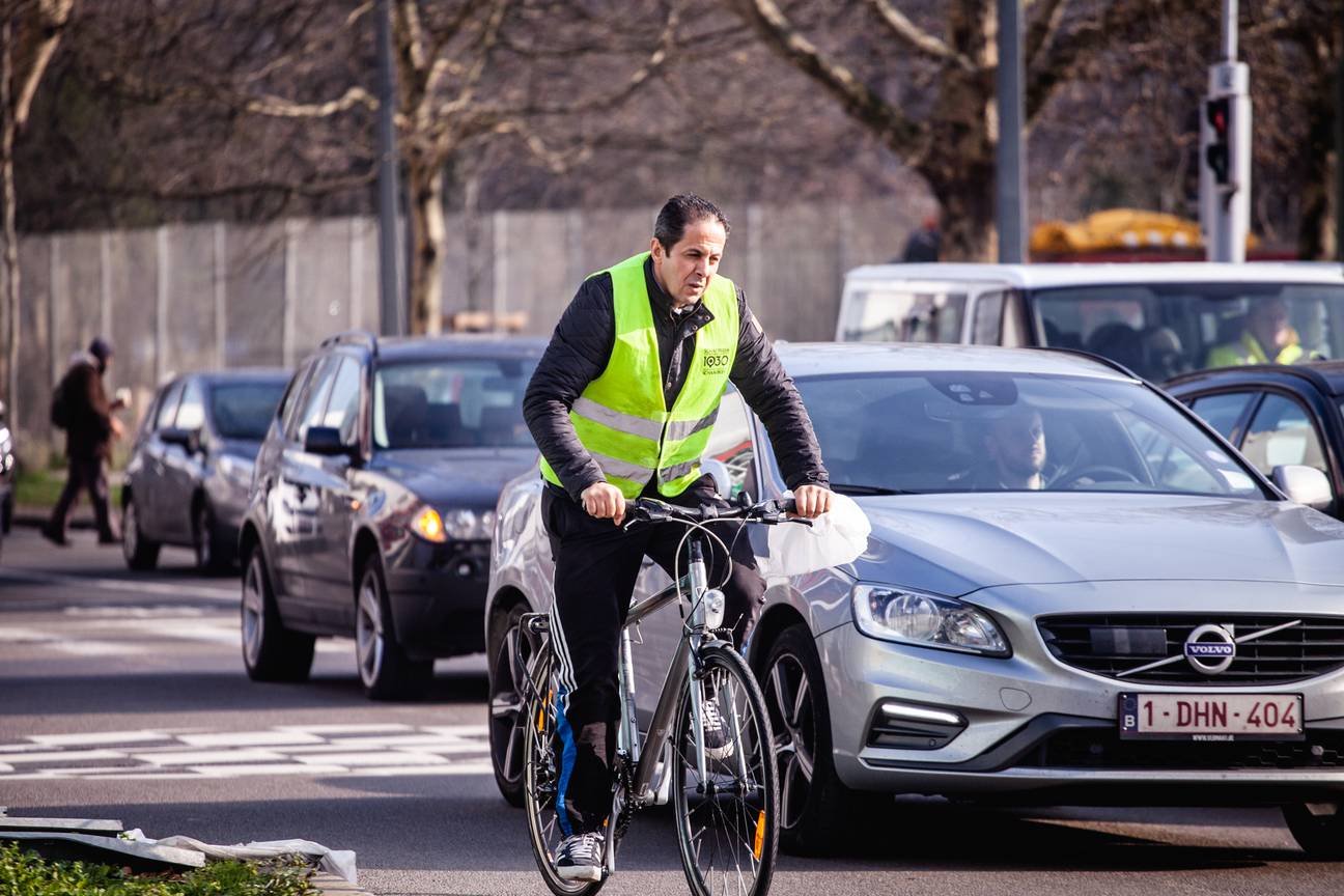 20190329 verkeer mobiliteit auto autos fietser fietsers Sainctelette