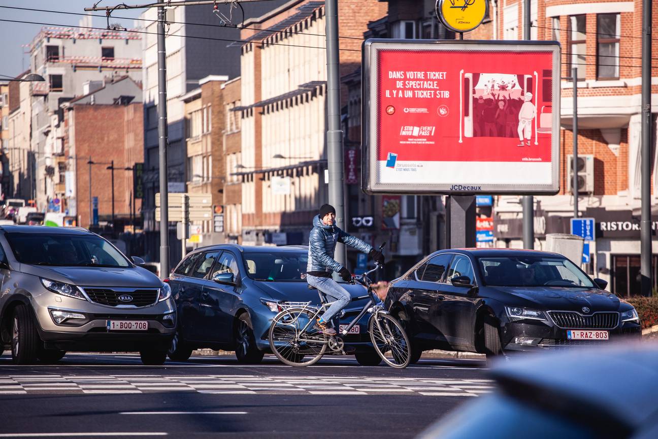 20190402 006 Meiser verkeer file auto fiets fietser
