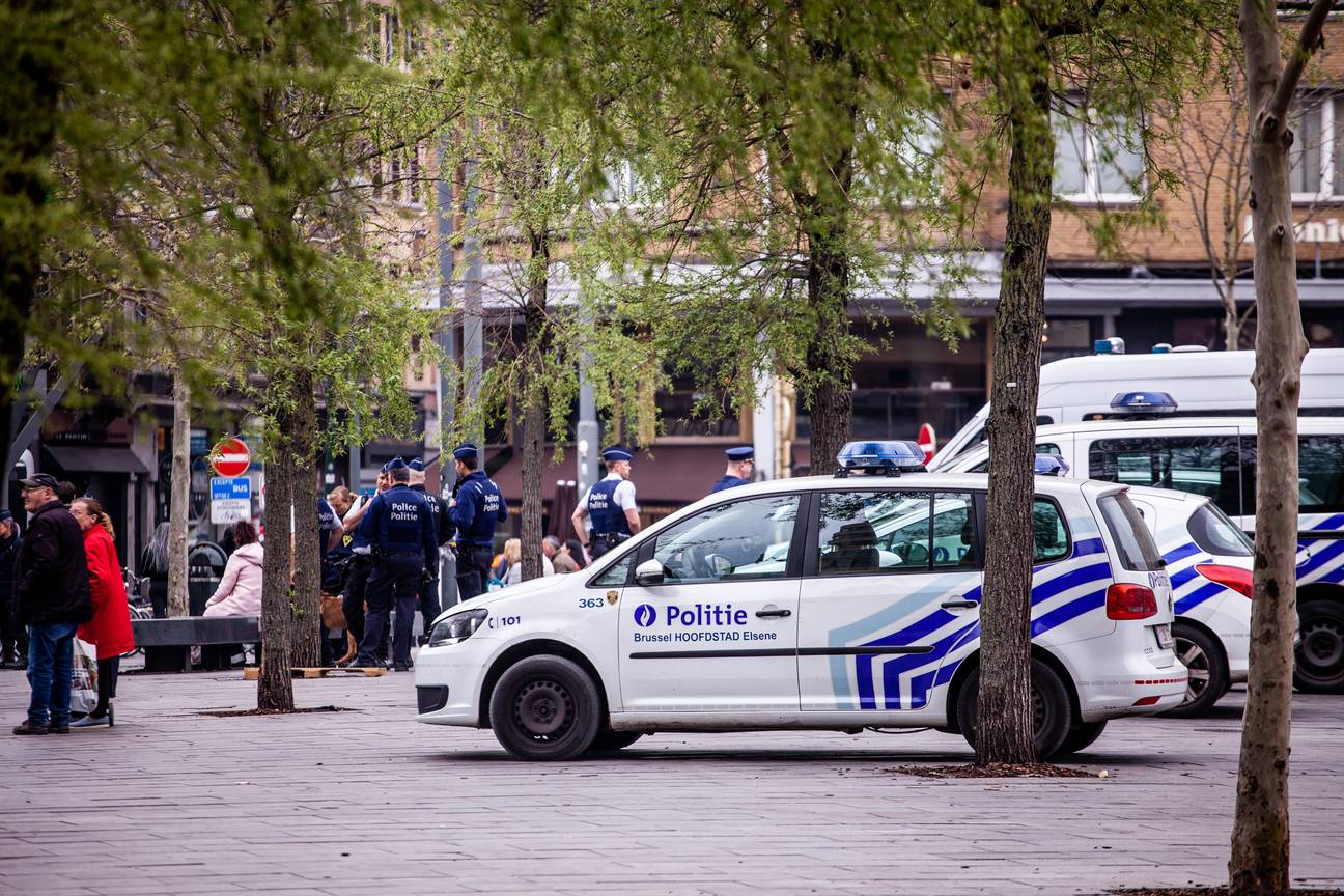 20190417 1 politiecontrole politie Brussel hoofdstad elsene mivb flagey
