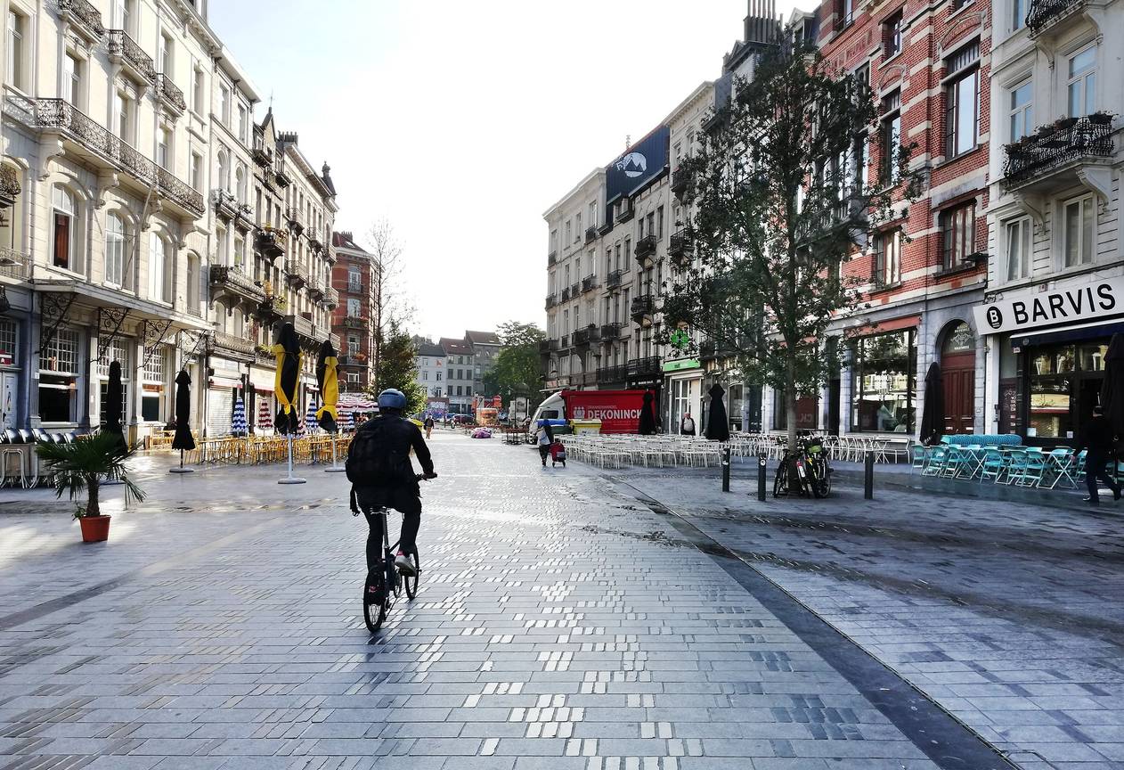 Fietser op het Sint-Gillisvoorplein