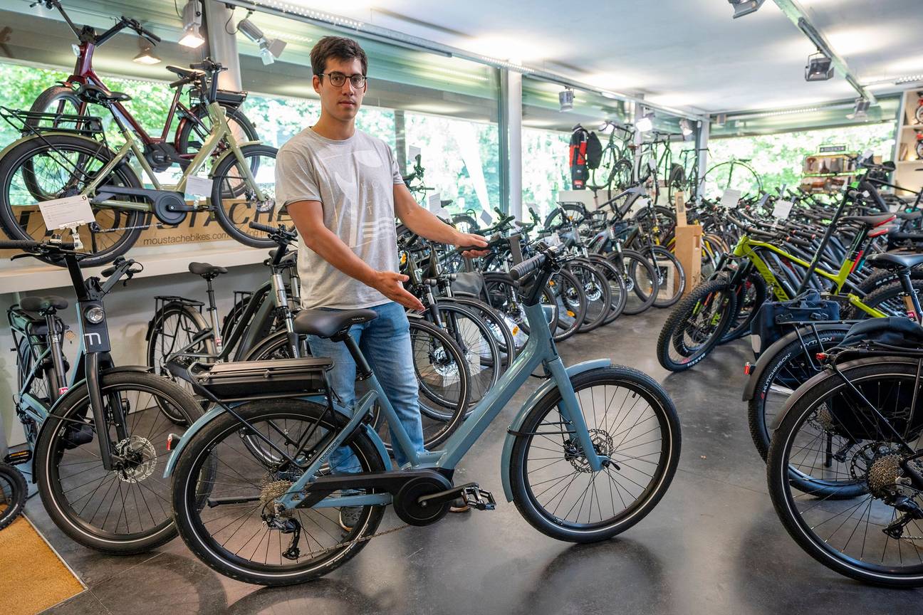 Verkoop van elektrische fietsen  in fietsenwinkel KM10 in Watermaal-Bosvoorde