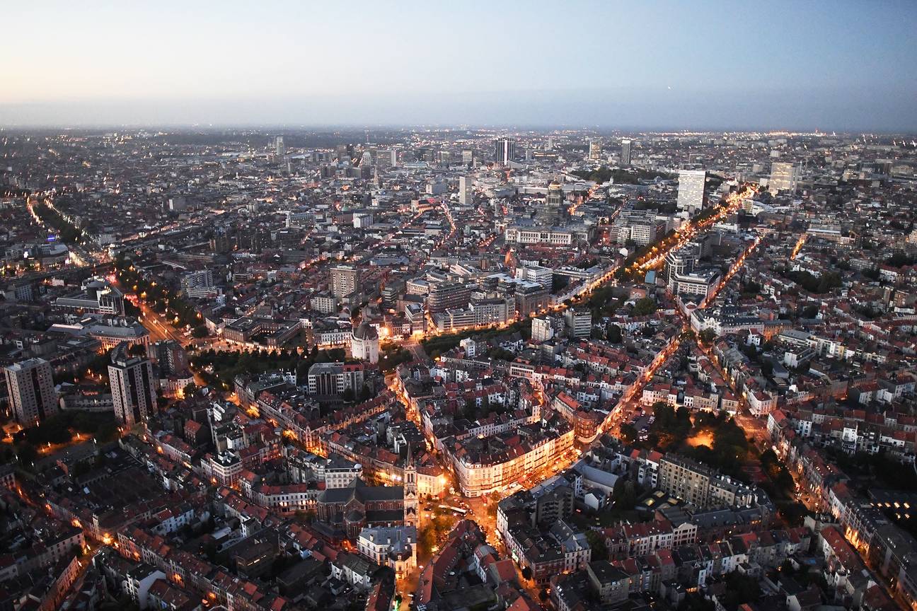 De kleine ring 's nachts.