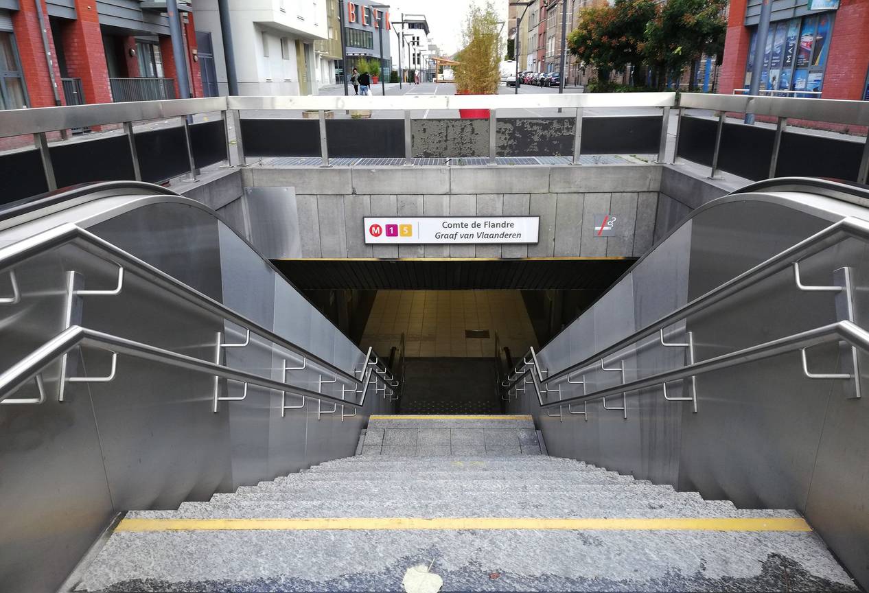 Metrohalte Graaf Van Vlaanderen in Sint-Jans-Molenbeek