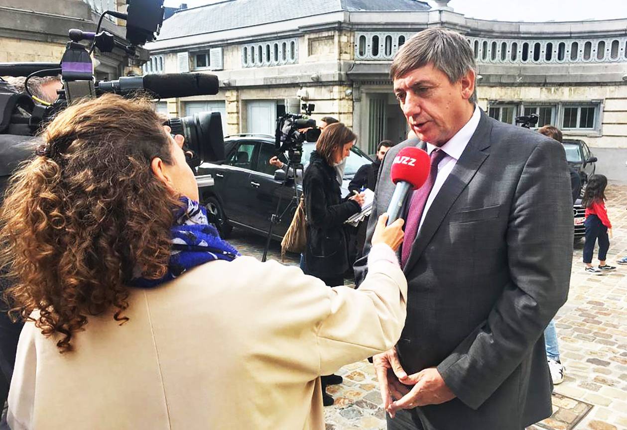 Persconferentie door formateur Jan Jambon op 30 september 2019. Er werd akkoord een akkoord gevonden voor de vorming van de Vlaamse regering. Interview door BRUZZ-redacteur An Missotten