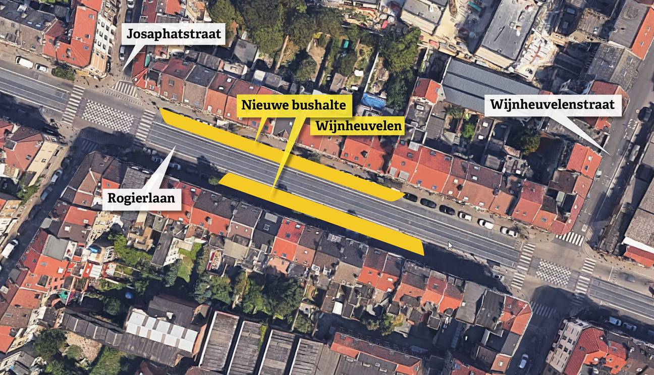 De nieuwe bushalte Wijnheuvelen aan de Rogierlaan, tussen Jospahatstraat en Wijnheuvelenstraat