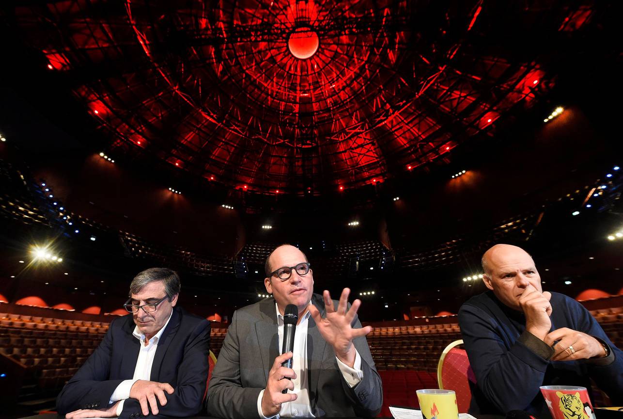 Schepen Khalid Zian, burgemeester Philippe Close en directeur Denis Gerardy op de persconferentie 1 jaar na de heropening van het Koninklijk Circus