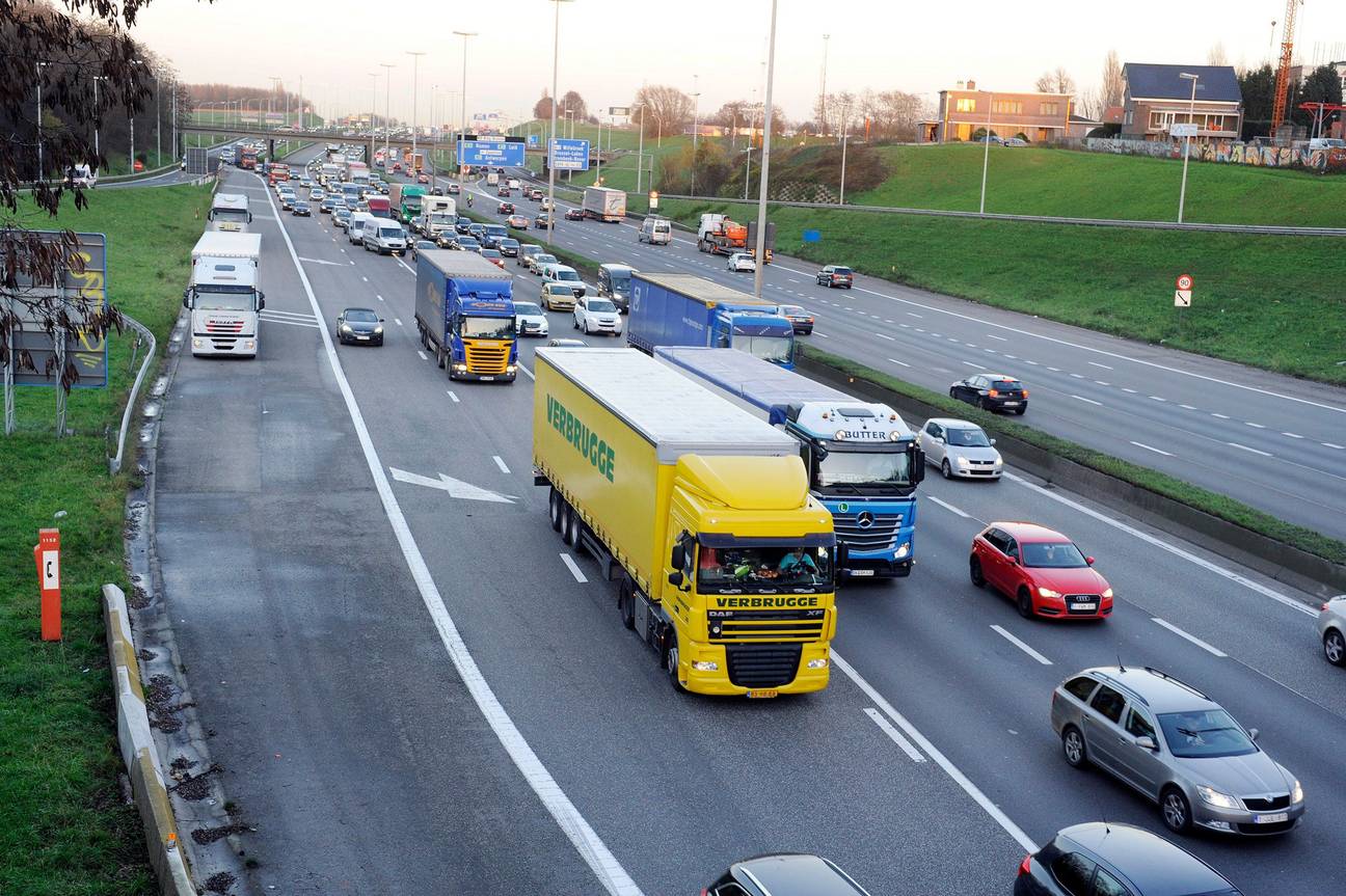 Files op de Brusselse Ring (R0)