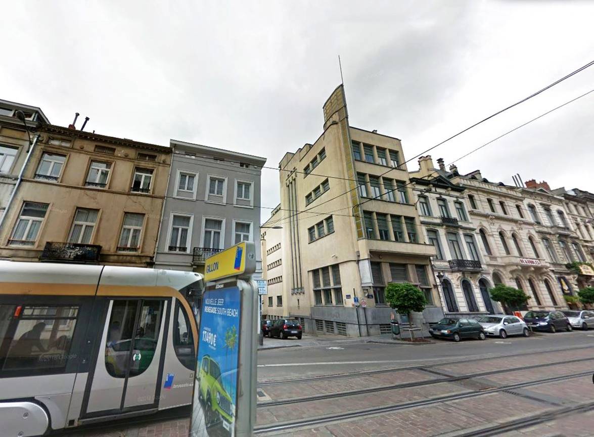 Dit gebouw in de Koningsstraat 284 in Sint-Joost-ten Node wordt gerenoveerd