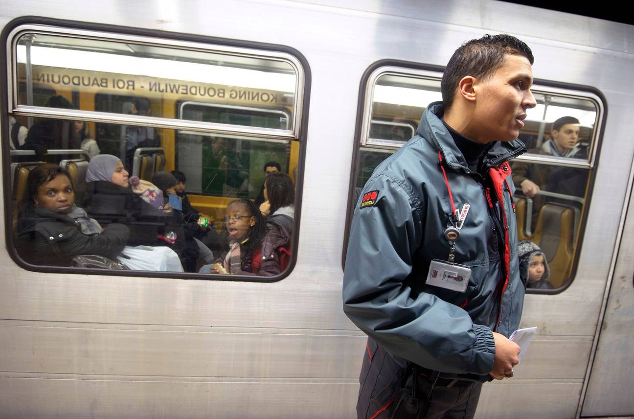 Bewakingsfirma Securitas bewaakt de Brusselse metro