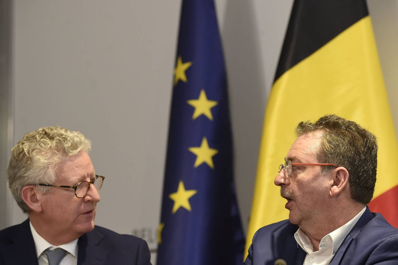 Vrijdag 12 maart 2020: de  Nationale Veiligheidsraad neemt drastische maatregelen indijken coronavirus (Covid-19): Pieter de Crem en Rudi Vervoort