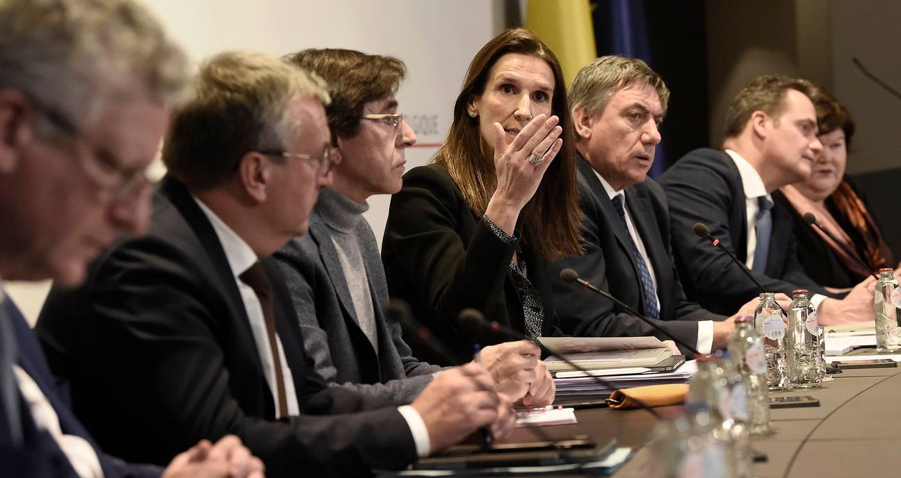 De Nationale Veiligheidsraad nam vrijdagnacht 12 maart 2020 nieuwe drastische maatregelen voor het indijken van het coronavirus (Covid-19)