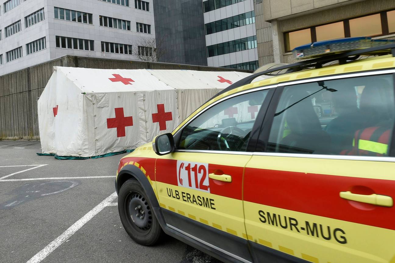 Brusselse ziekenhuizen zoals hier het Erasmusziekenhuis, bereiden zich voor op het piekmoment van patiënten, geïnfecteerd met het coronavirus (covid-19)