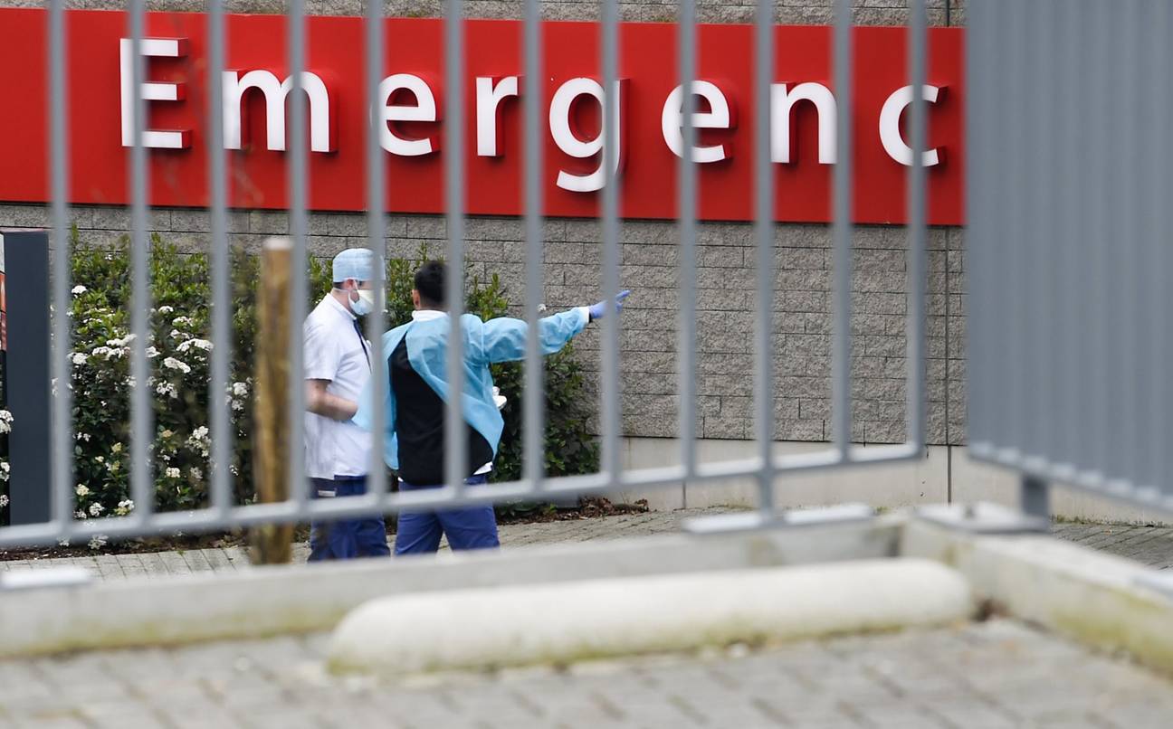 Brusselse ziekenhuizen, zoals het ziekenhuis Delta, (Centre Hospitalier Interrégional Edith Cavell , CHIREC) bereiden zich voor op het coronavirus.  De ziekte covid-19 wordt veroorzaakt door het virus SARS-CoV-2.