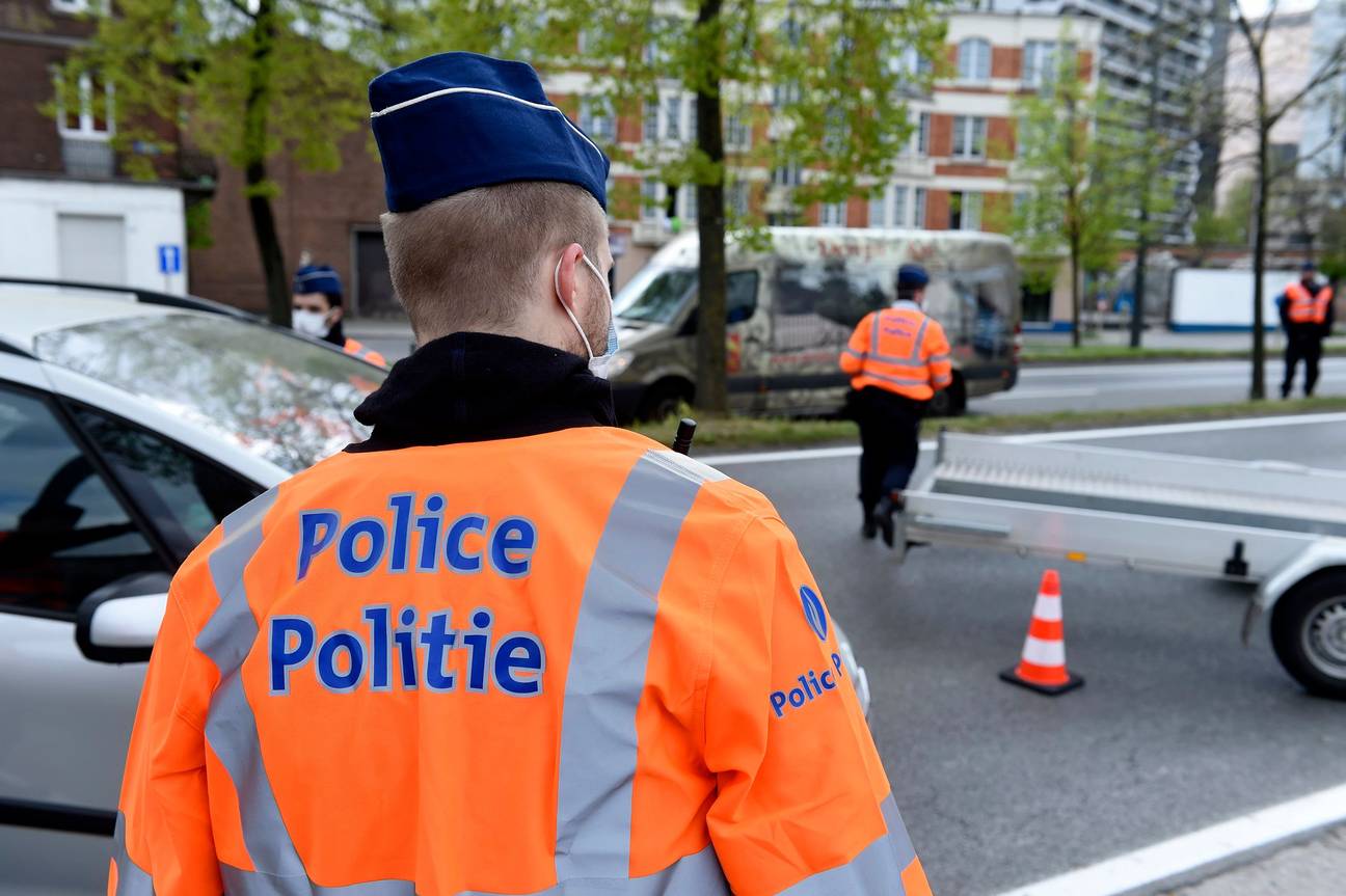 14 april 2020: verscherpte politiecontroles in Brussel om de coronacrisis te bedwingen en het naleven van de maatregelen af te dwingen