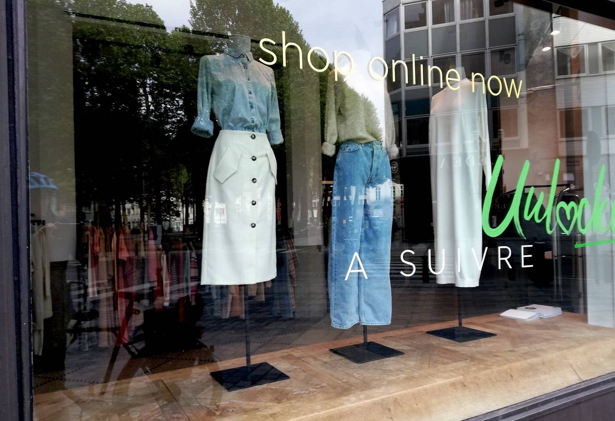 A Suivre, vintage tweedehandswinkel in de Dansaertstraat, moedigt klanten tijdens de lockdown aan online te shoppen