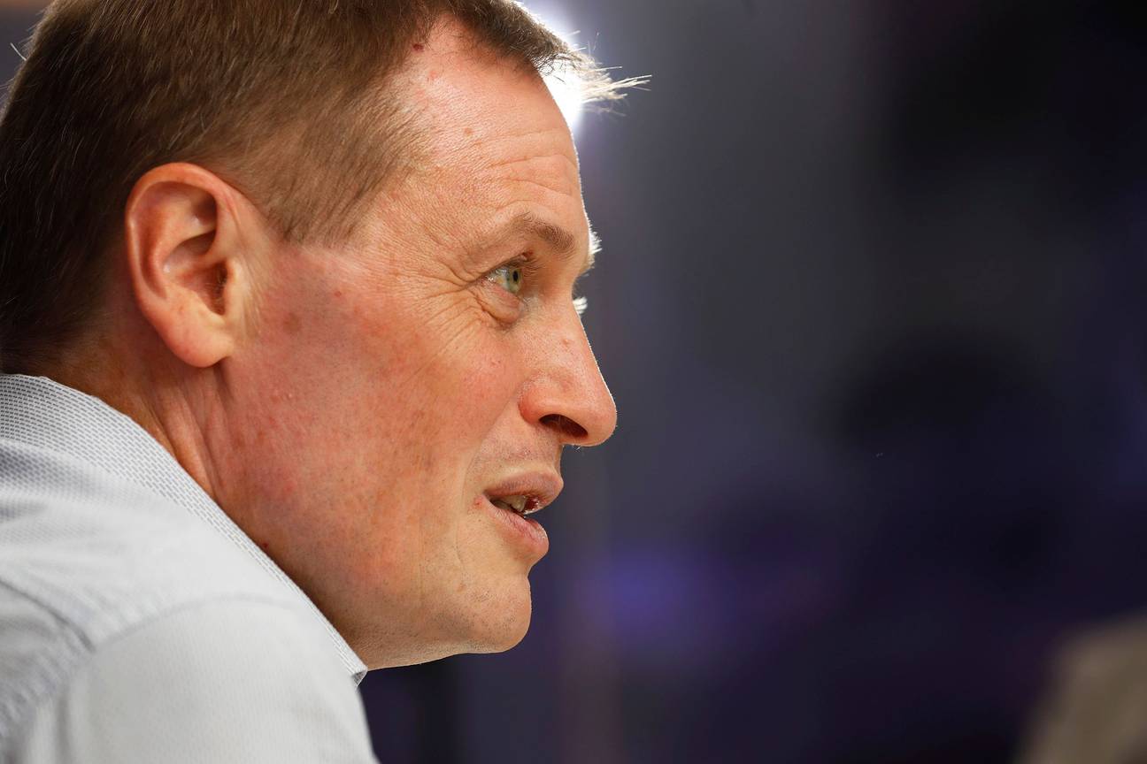 Karel Van Eetvelt, CEO van voetbalclub RSC Anderlecht, op een perconferentie in het trainingscentrum van Neerpede