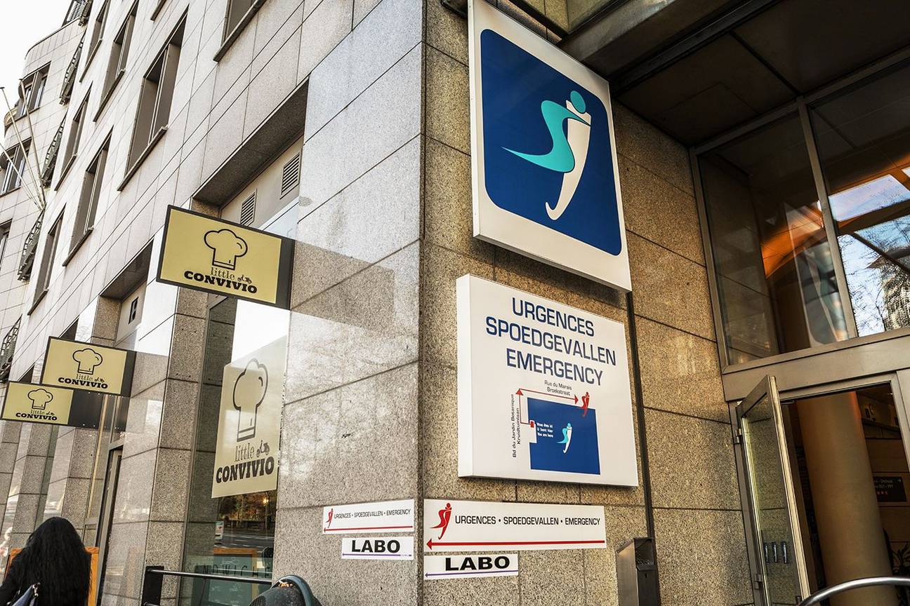 Kliniek Sint-Jan, aan de Kruidtuinlaan in Brussel-Stad