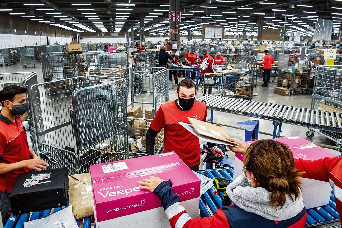 Postsorteercentrum Brussel sorteren van pakjes en brieven