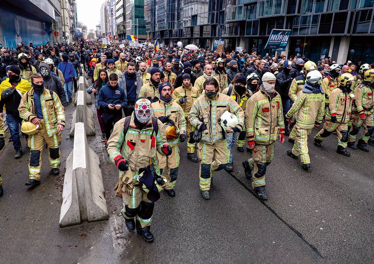 20211208 1779 BEELD Protestmars Brandweermannen