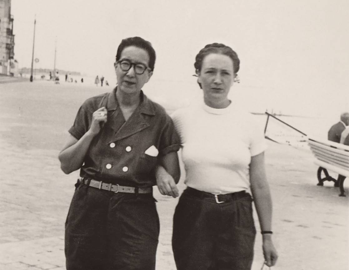 Nelly & Nadine op het strand