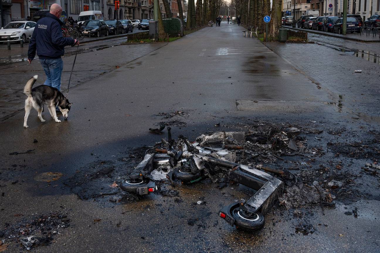 1827 Steps vandalisme oudjaar nieuwjaar 5