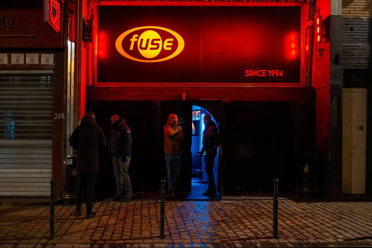 1831 DANSEN Fuse 3