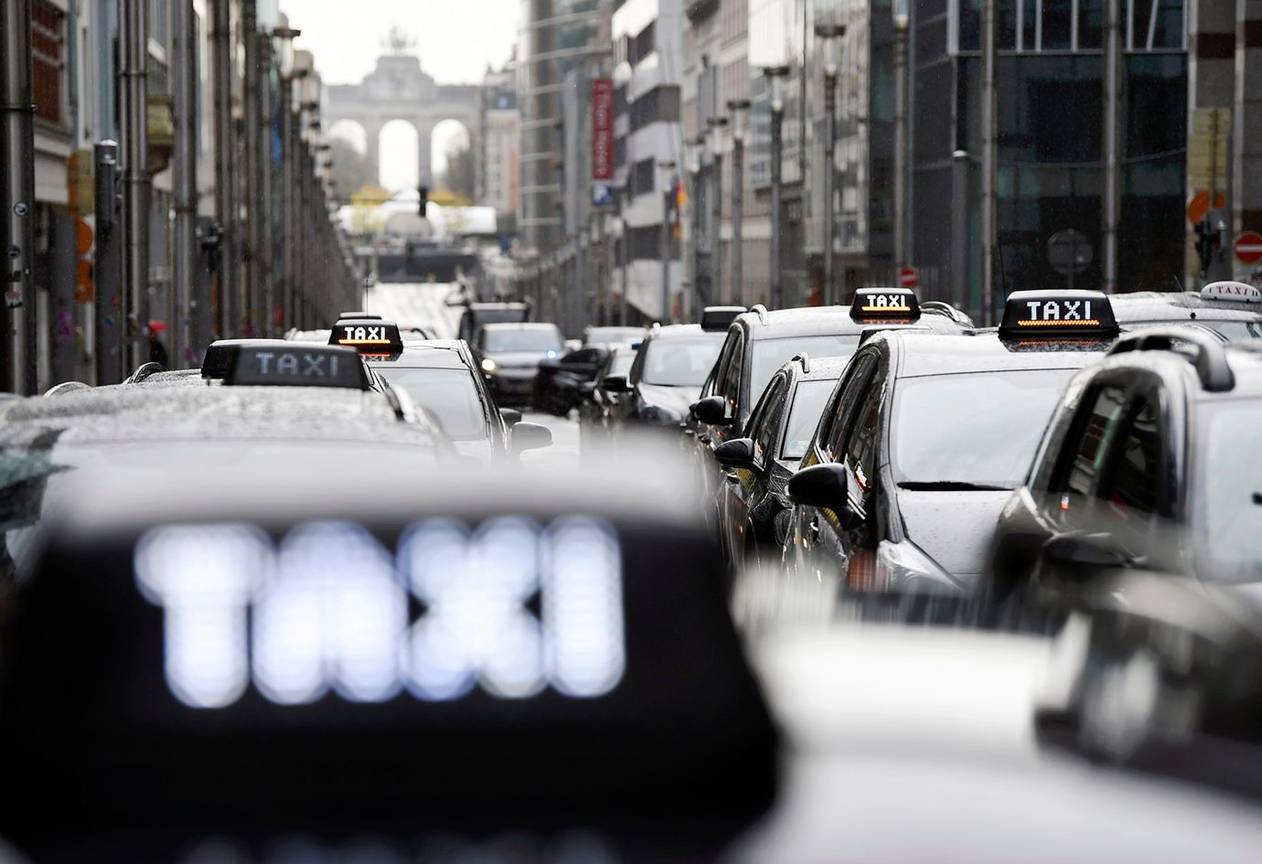 20230405 Several hundred taxis have gathered and are gradually blocking traffic in the centre of Brussels 02 2021 in Brussels Belgium