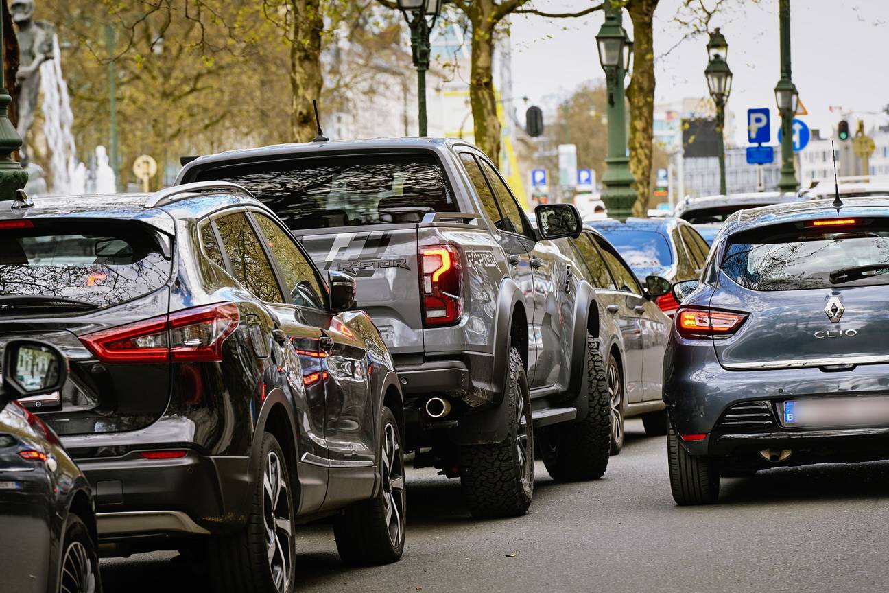 Een SUV (Sport Utility Vehicule) in Brussel.