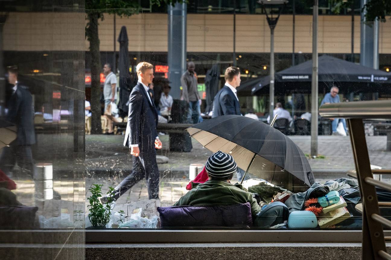 1855 BEELD politieactie Zuidstation 2