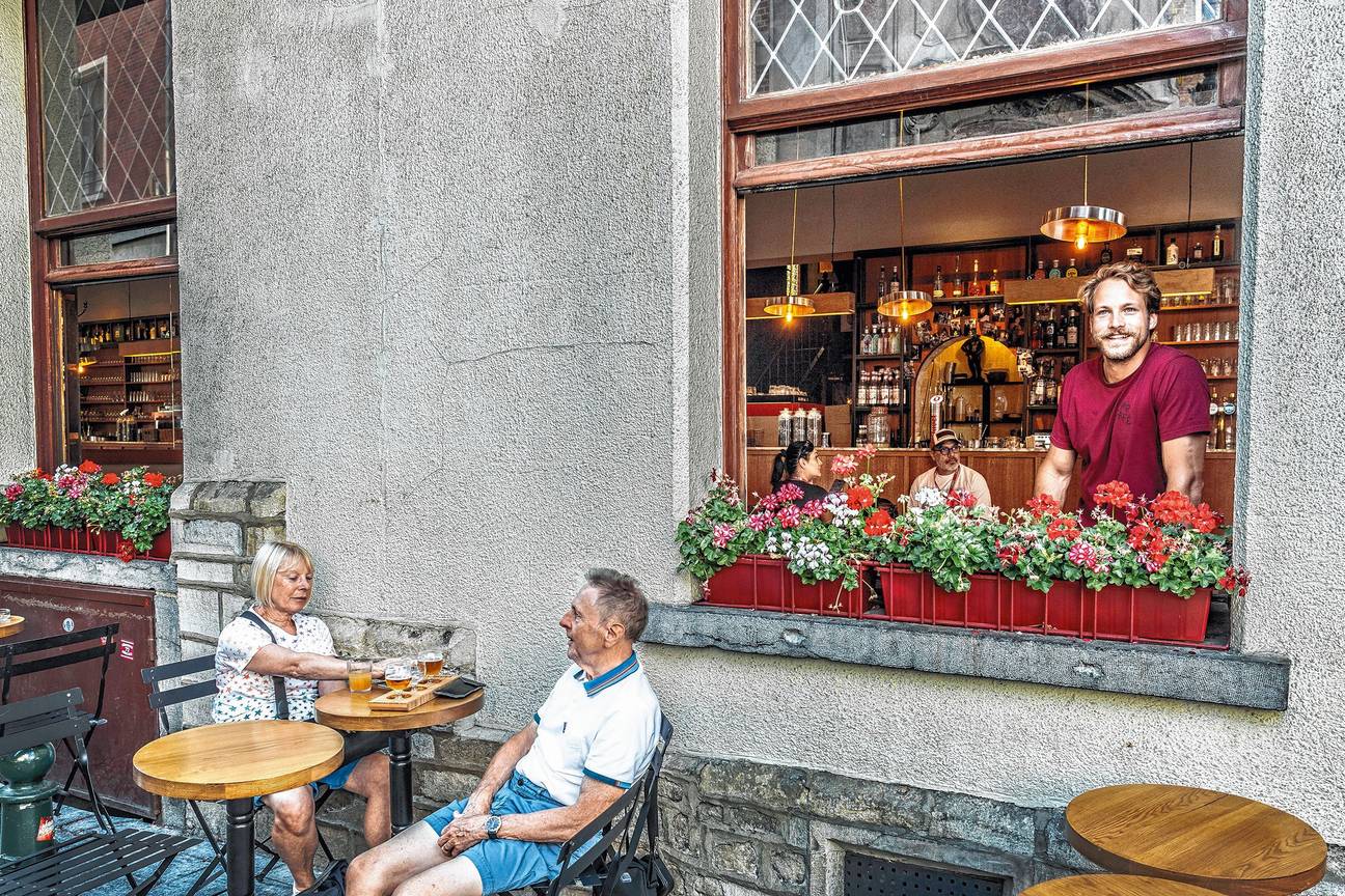 1857 Eat and drink manneken pis