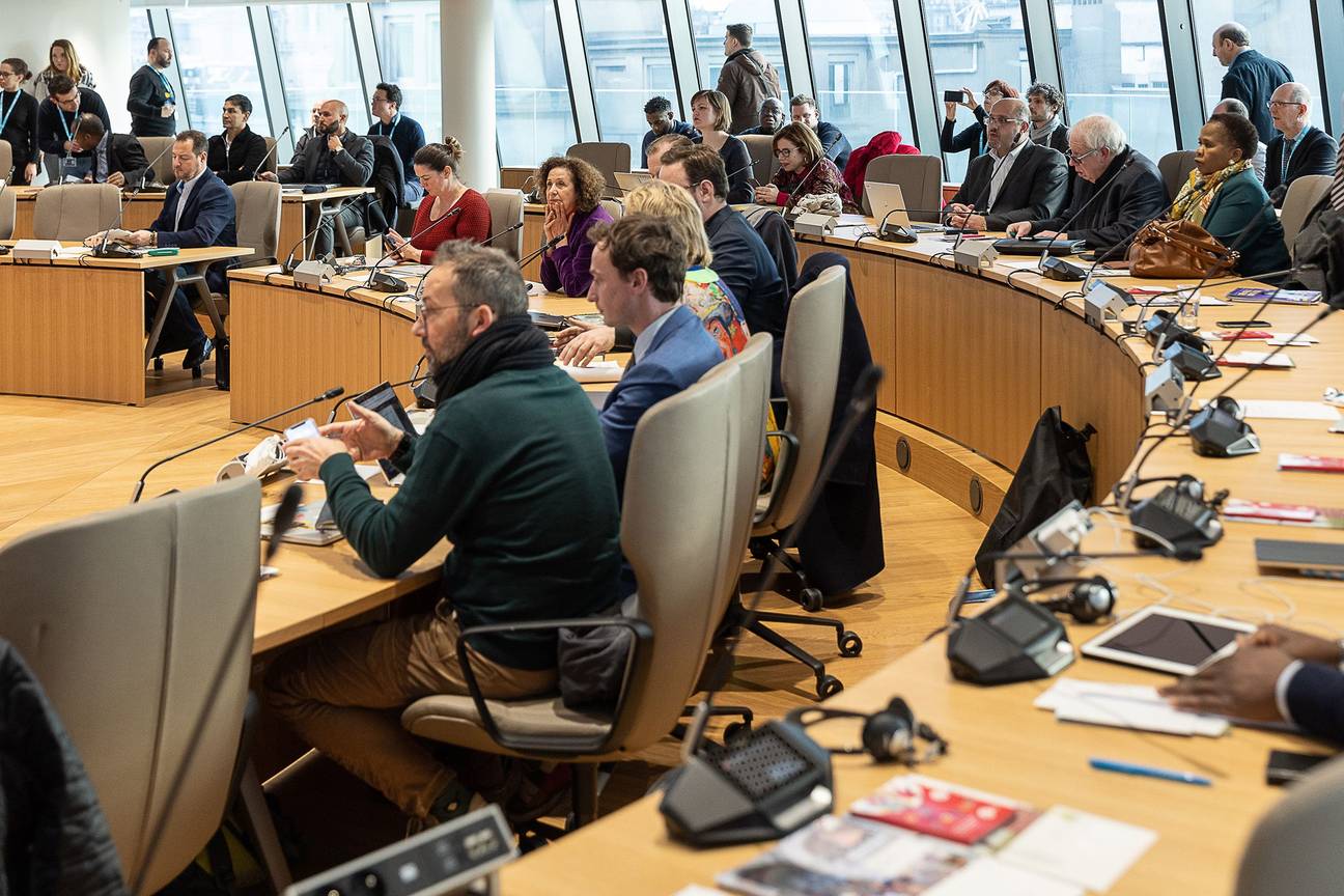 Gemeenteraad Brussel-Stad in het nieuwe Brucity-gebouw