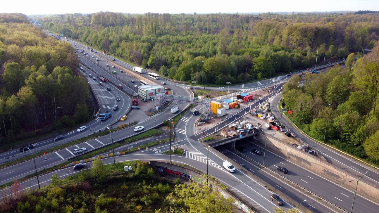 22 april 2024 renovatiewerken aan de Leonardkruispunt (kruising Brusselse Ring en E411, grondgebied Tervuren en Oudergem.