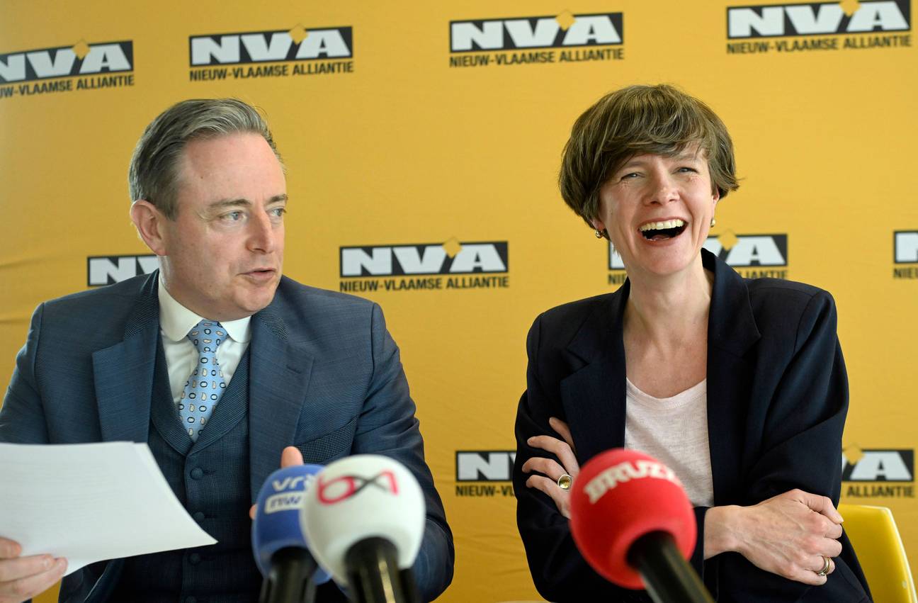 22 april 2024: Bart De Wever en Cieltje Van Achter bij de voorstelling van het verkiezingsprogramma van N-VA