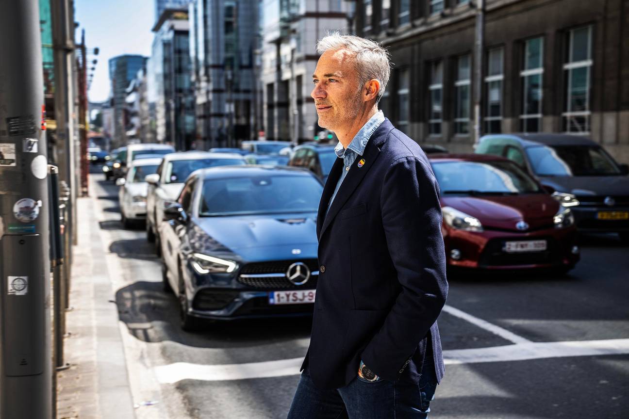 BRZ 20250514 1835 GESPREK Yvan Veroughstraete Les engages 3