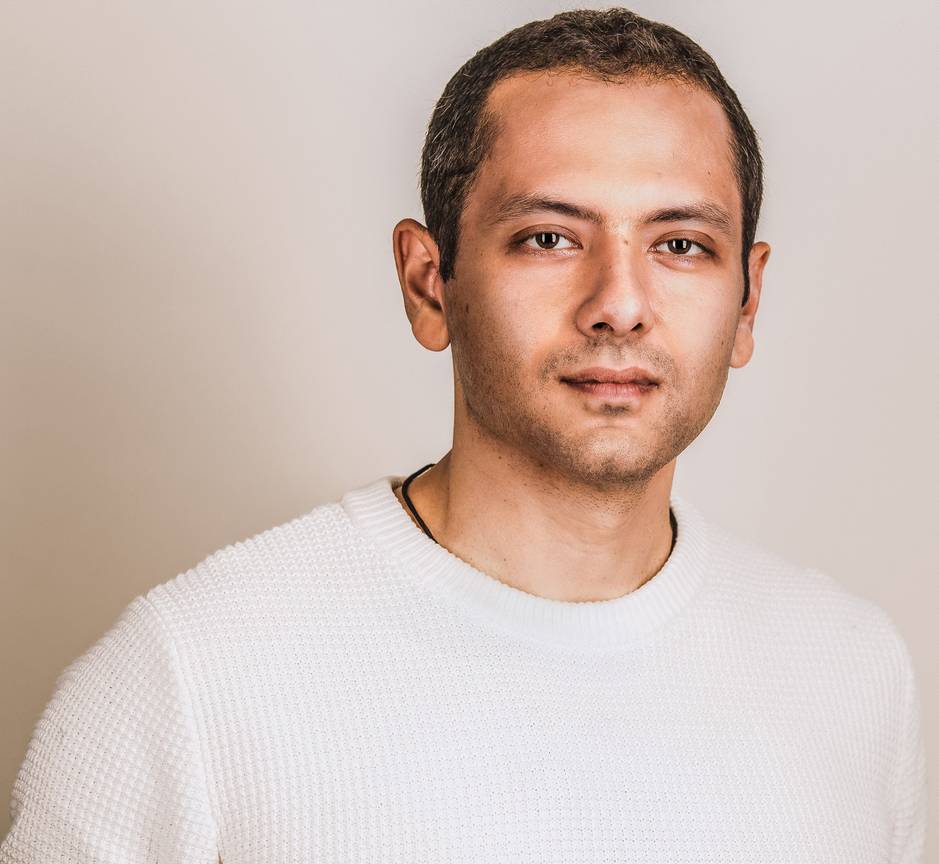 BRZ 20250827 1945 SELECT OPENER Omar El Akkad