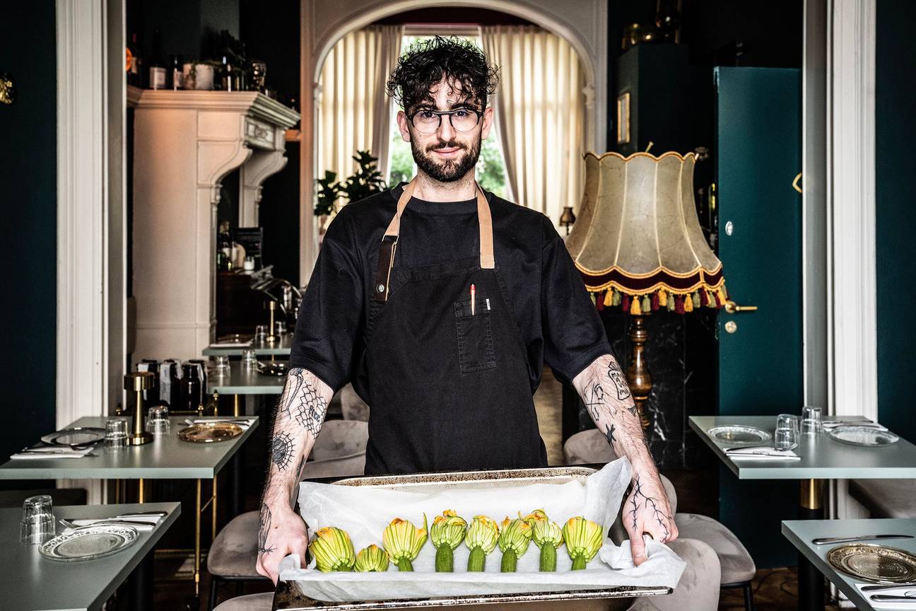 BRZ 20250903 1946 EAT AND DRINK Matto