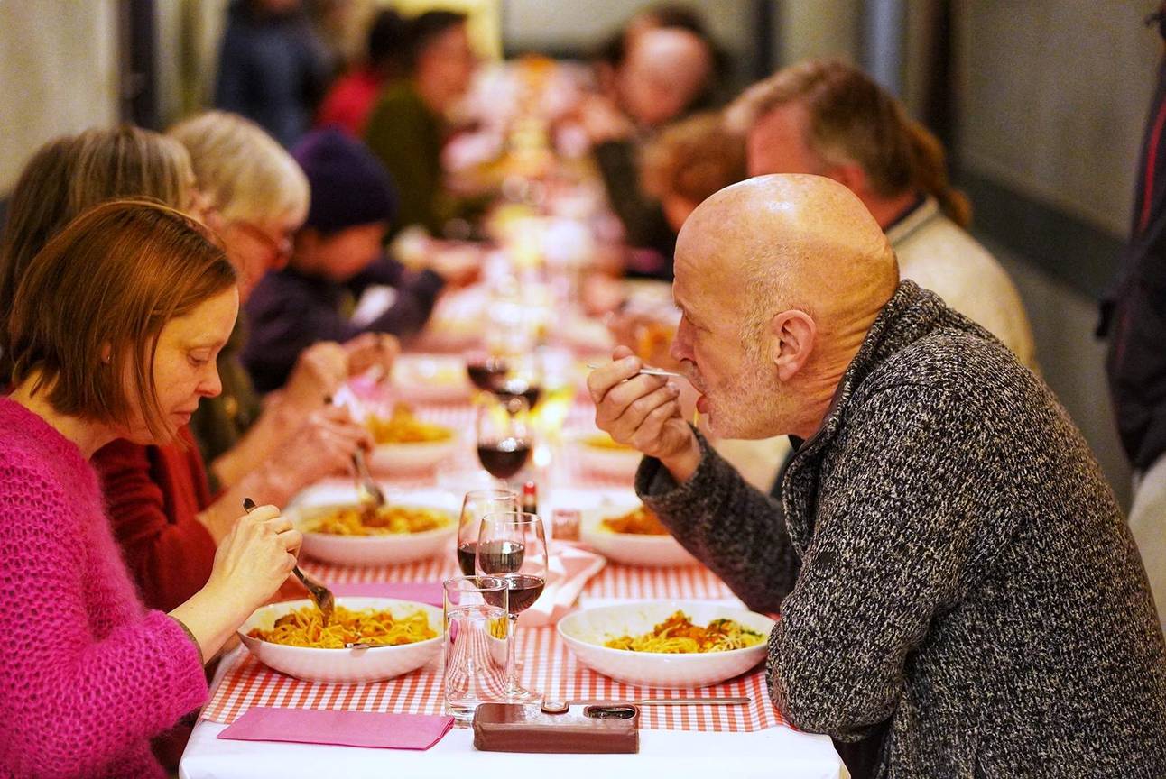 20251122 Brussel Helpt Steinerschool Zonnedauw