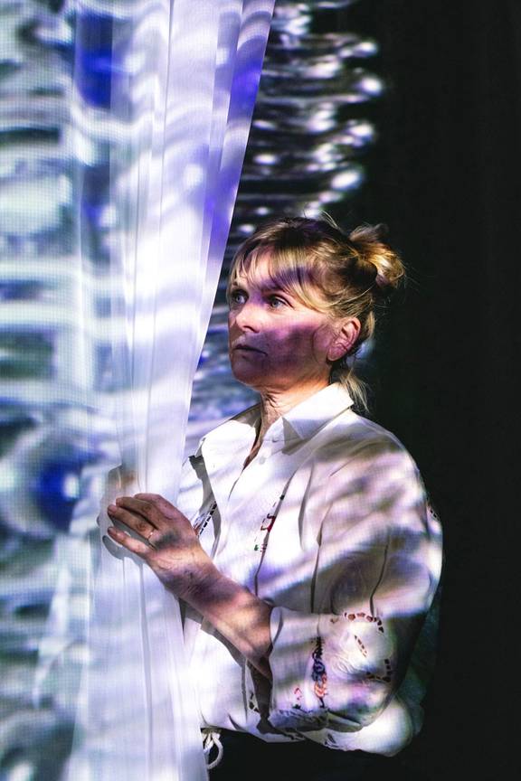 BRZ 20251126 1958 SELECT ode aan de verwondering2