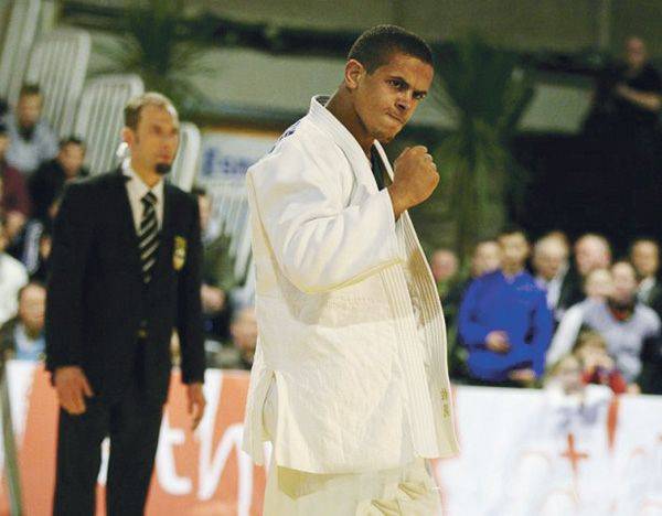Sami Chouchi c Carlos Ferreira