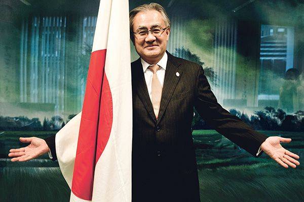 BDW1514 Ambassadeur Japan Masa Fumi Ishii