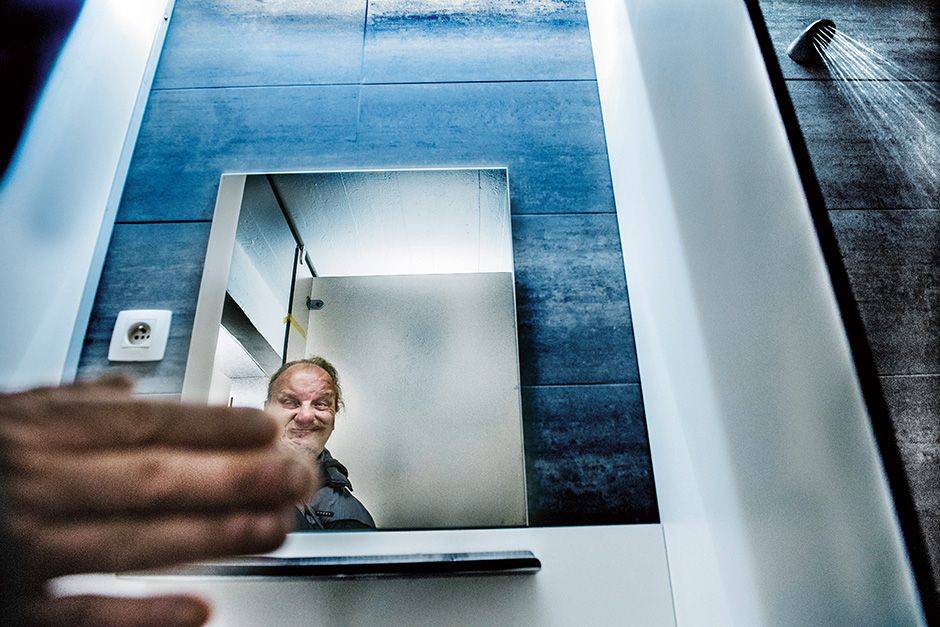 Beeld VD WEEK Doucheflux BRUZZ ACTUA 1568