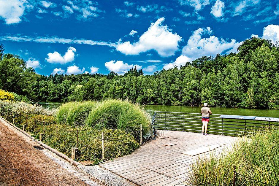 Los-van-de-Tijd Terhulpen-groot-fondation-Folon BRUZZ ACTUA 1580