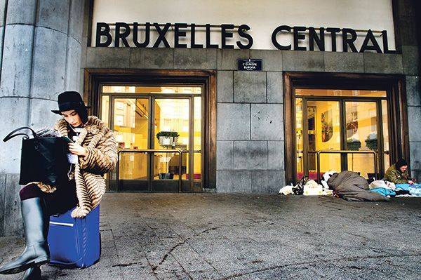 Gesloten Deuren Staking Brussel Centraal c Saskia Vanderstichele