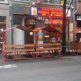 De tijdelijke terrassen op de Haachtsesteenweg beroeren de gemoederen in Sint-Joost-ten-Node. 