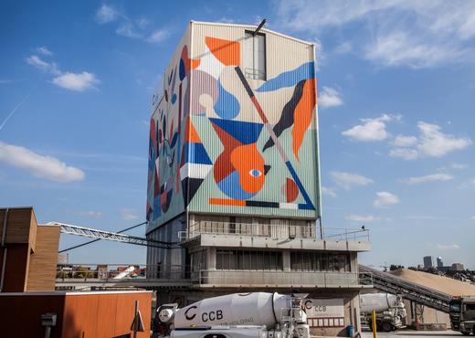 Dit werk van HELL'O Monster zou nu de grootste muurschildering in Brussel zijn.