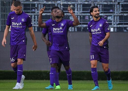 Francis Amuzu opens up on tough life lesson amid uncertain Anderlecht future