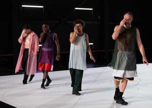 In 'Il Cimento dell’Armonia e dell’Inventione' worden verschillende lijnen samengebracht tot een unieke choreografie.



