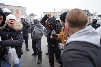 31 januari 2021: arrestaties in en rond het centraal station in Brussel. De politie is talrijk aanwezig om manifestanten die willen protesteren tegen de coronamaatregelen tevatten. De manifestatie kreeg immers geen toelating.